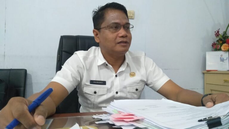 Kadis Kesehatan Sangihe, Handry Pasandaran.