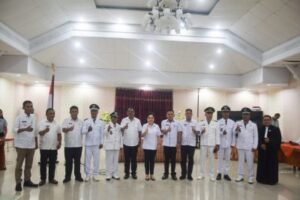 Pelantikan 4 Kapitalaung oleh Pj Bupati Kepulauan Sangihe dr. Rinny Tamuntuan di ruang serbaguna rumah jabatan Bupati, Rabu (03/05/2023).(foto:ist)