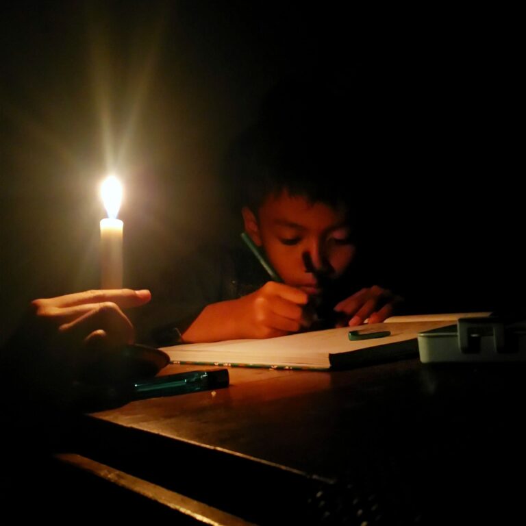Pelayanan Listrik UP3 Tahuna Terburuk Dari Waktu ke Waktu, Hambat Pertumbuhan Ekonomi Daerah, Dinilai Tak Adil Bagi Insan Negeri Di Lintas Batas