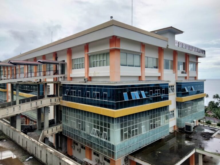 Akreditasi Bintang Lima Dipertanyakan, Pelayanan RSUD Liun Kendage Masih Menuai Sorotan, Ini Kata dr Apri