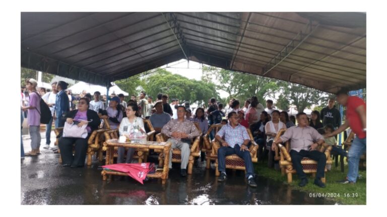 Pj. Bupati Sangihe RST Membaur Bersama Suka Cita HUT Remaja Se Sinode GMIST Ke 25 Tahun