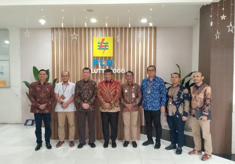 Proaktif Menyikapi Pemadaman Listrik Sangihe, Pj Bupati Wounde Datangi PLN Suluttenggo