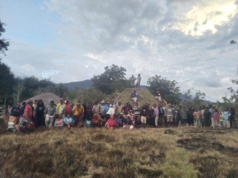 Pilkada Jayawijaya, Dukungan Spontan Terus ‘Berimigrasi’ ke Paslon Murip – Elopere