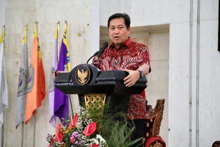 Wagub Steven Kandouw Buka Job Fair Unsrat 2024