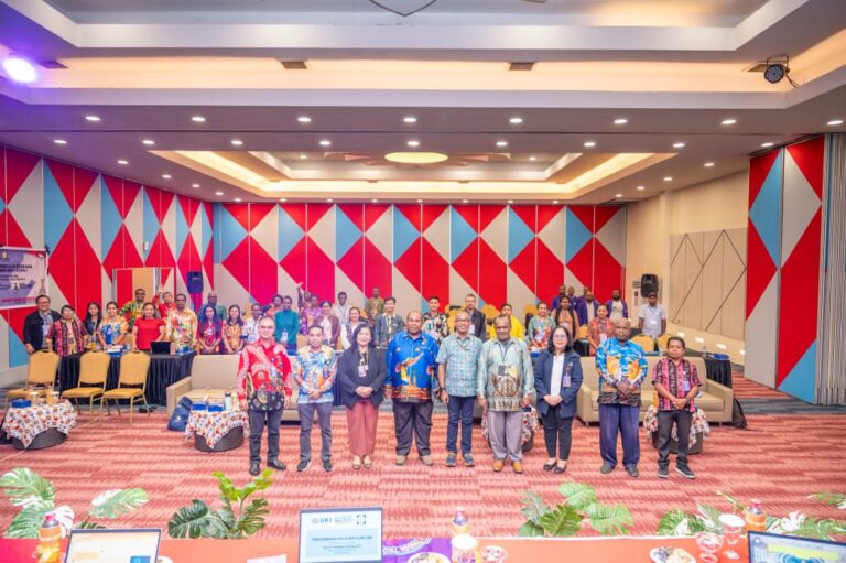 Bimbingan Teknis Kurikulum Berbasis OBE STT Arastamar Wamena