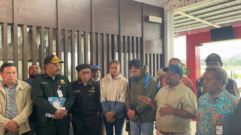 Pemkab Jayawijaya Pulangkan Pasutri Penjual Miras ke Kampungnya