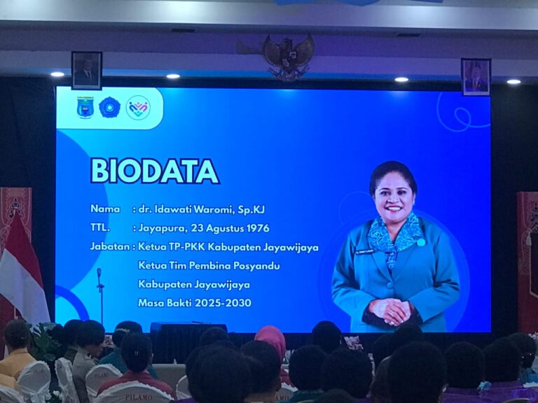 Dilantik jadi Ketua PKK Jayawijaya, Idawati Waromi Fokus pada Program Pemberdayaan Keluarga