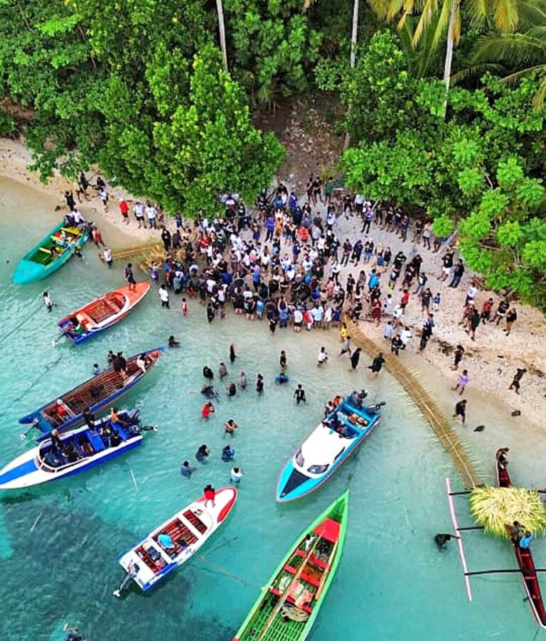 Festival Seke Maneke Kembali Menggema, Masyarakat Antusias Sambut Tradisi Leluhur