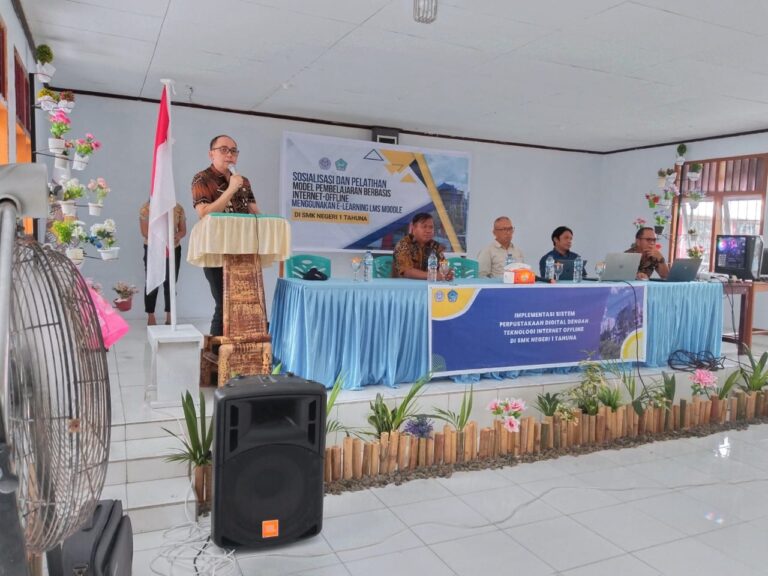 Tingkatkan Kualitas Pembelajaran, SMKN 1 Tahuna Gelar Sosialisasi dan Pelatihan LMS Moodle