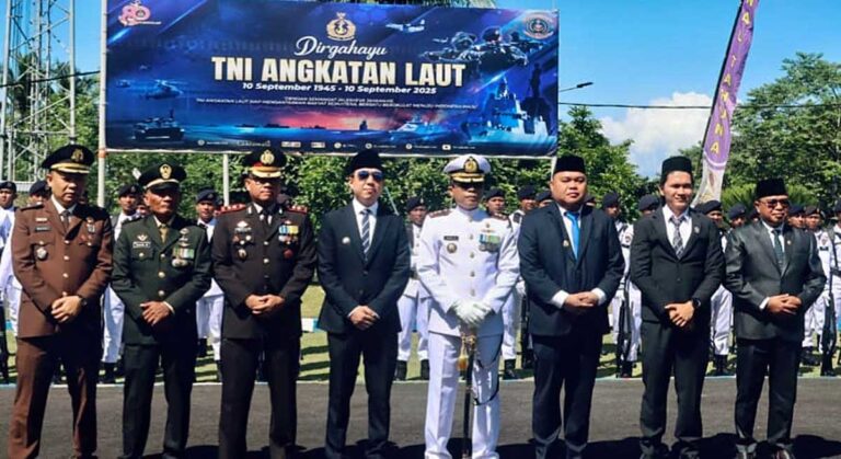 Bupati dan Wakil Bupati Sangihe Hadiri Upacara HUT TNI-AL ke-80 di Lanal Tahuna Upacara-HUT-TNI-AL-ke-80-di-Lanal-Tahuna