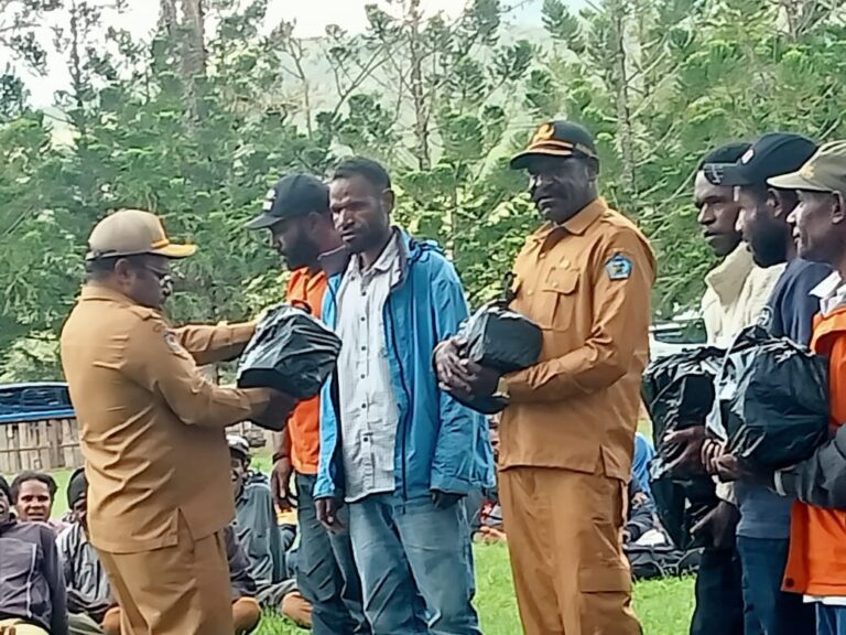 Pemkab Jayawijaya Salurkan Dana Desa, BLT, dan ADK untuk 39 Kampung