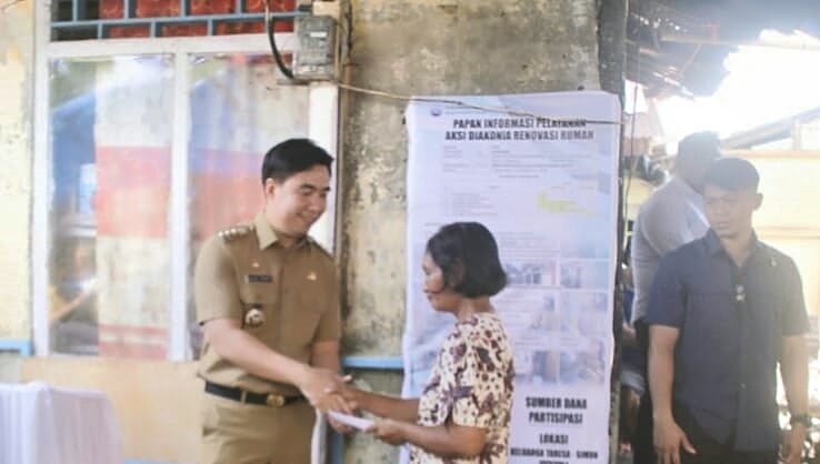 Gereja dan Pemerintah Bersinergi: GMIST Patmos Tahuna Gelar Aksi Diakonia Renovasi Rumah Jemaat