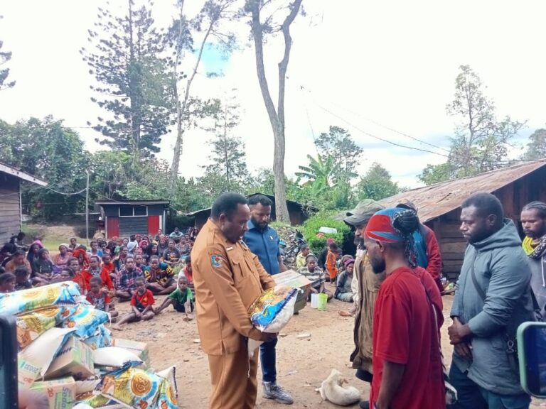 Pemprov Papua Pegunungan Salurkan Bantuan untuk Korban Bencana di Nduga