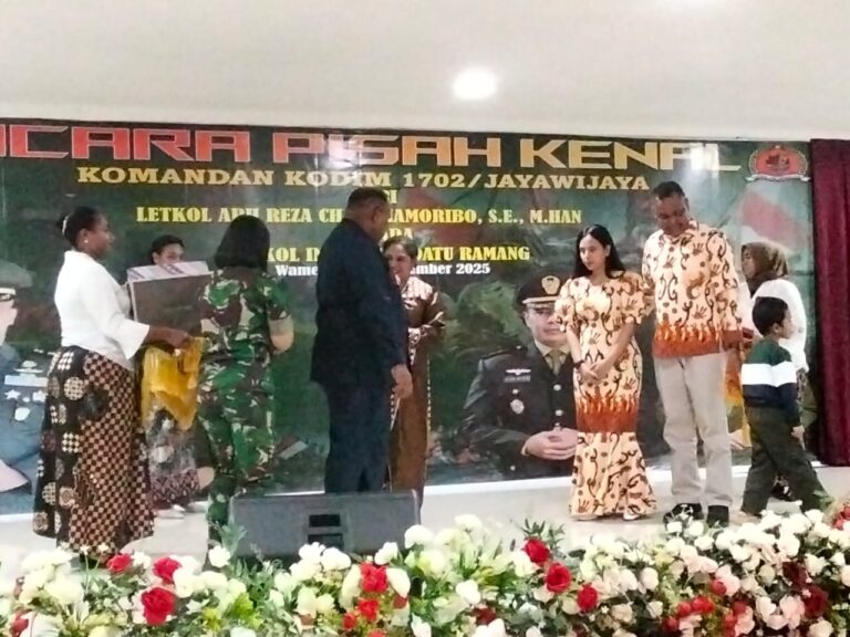 Kodim 1702 Jayawijaya Gelar Pisah Kenal Dandim, Letkol Arah Reza Serahkan Tugas ke Letkol Inf Ilham Datu Ramang