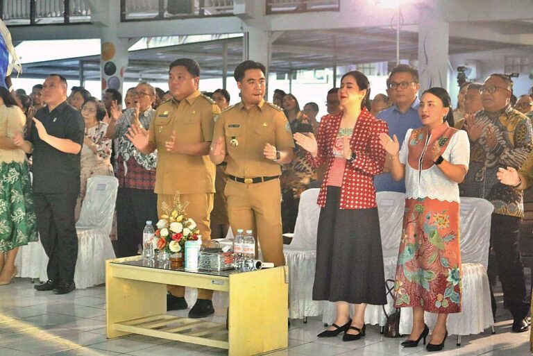 Natal Oikumene Pemkab Sangihe Teguhkan Persaudaraan dan Semangat Berbagi Kasih