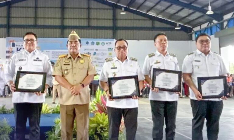 Hadiri Apel Bulan K3 Nasional 2026, Wabup Tendris Bulahari Raih Penghargaan Pembina K3