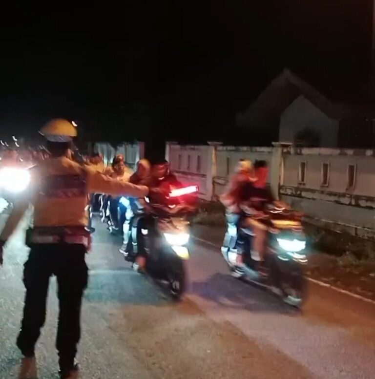 Bupati Sangihe MT, Melepas Pawai Takbiran Sambut Hari Idul Fitri 1447 H