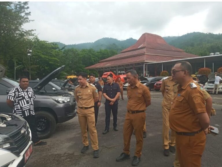 Bupati Sangihe Thungari Cek Mobnas