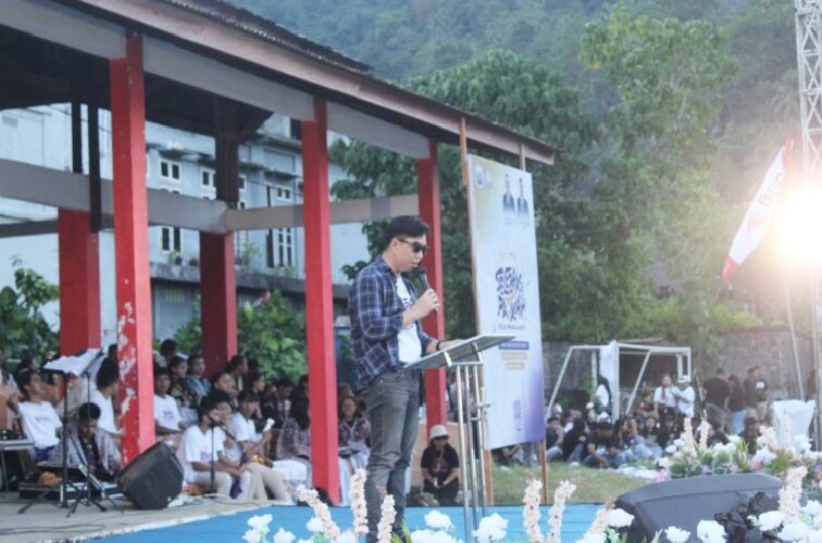 Bupati Kepulauan Sangihe Michael Thungari Hadiri Selebrasi Paskah Pemuda GMIST