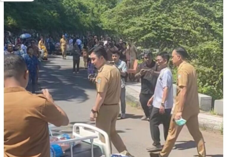 Ancaman Tzunami Sempat Hantui Warga Kepulauan Sangihe, Ribuan Penduduk Spontanitas Berhindar, Bupati dan Wakil Bupati Turun Tenangkan Situasi