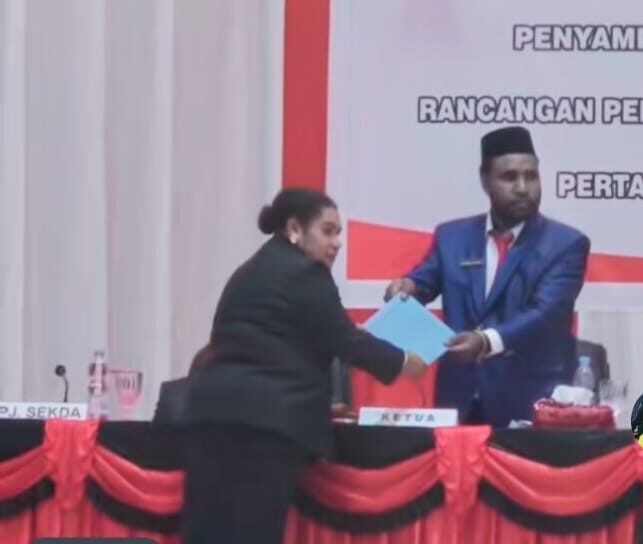 DPRD Fraksi Demokrat Papua Pegunungan, Kritik Kinerja Pemprov