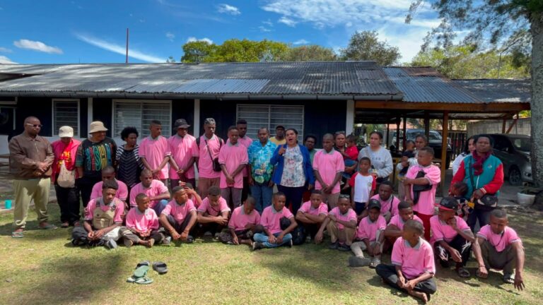 Anggota DPR Papua Pegunungan Kirim 31 Anak Jalanan Sekolah ke Jayapura di HUT RI ke-81