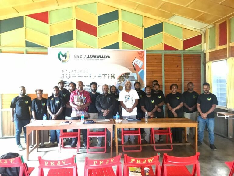 Tak Sekadar Liput Lahirkan Jurnalis Papua, Beny Mawel Buka Jalan Baru Pers di Wamena