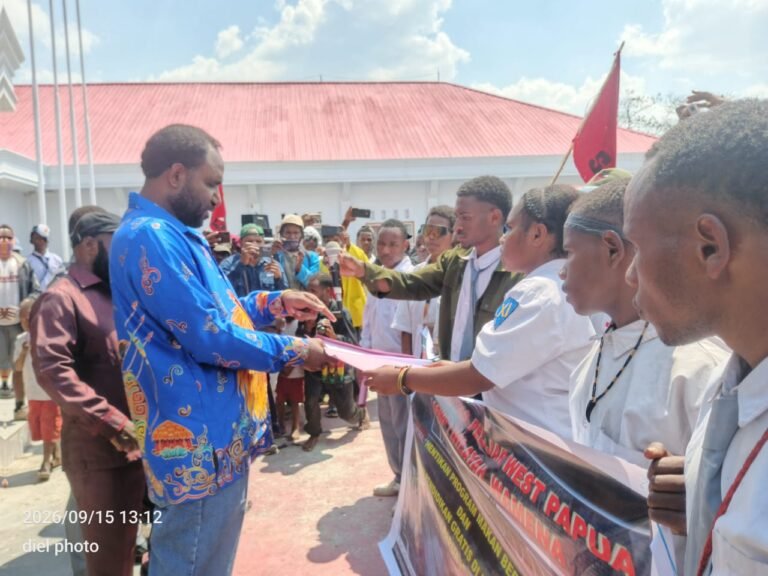 Ketua DPR Papua Pegunungan Ikut Tanda Tangan Tolak MBG, Ini Program Nasional yang Gagal