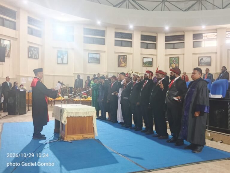 Jayawijaya Akhirnya Punya 8 Kursi Adat, DPRK Otsus dan 1 PAW Resmi Dilantik